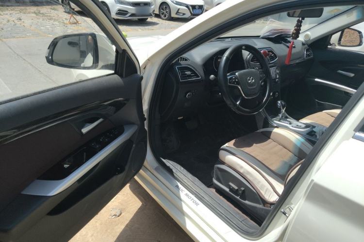 Used BAIC Senova D70 2018 Performance Version 1.8T Comfort Version Driver Seat