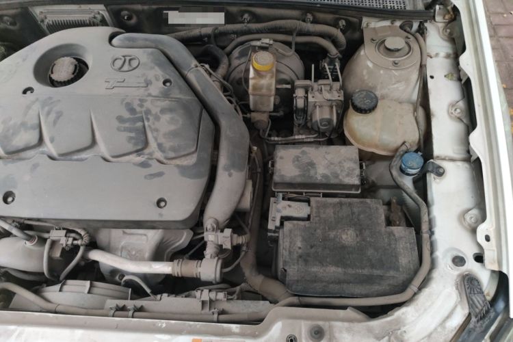 Used BAIC Senova D70 2018 Performance Version 1.8T Comfort Version Engine Bay Left