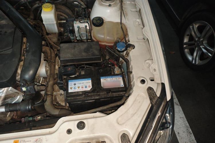Used BAIC Senova D70 2018 Performance Version 1.8T Comfort Version Engine Bay Left