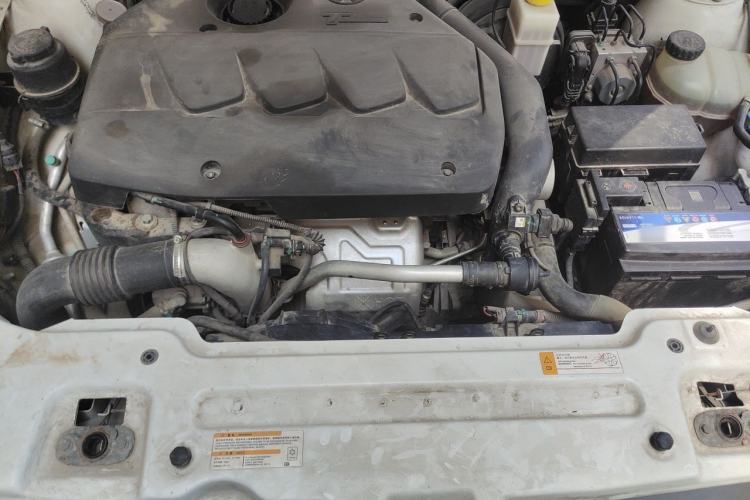 Used BAIC Senova D70 2018 Performance Version 1.8T Comfort Version Engine Bay