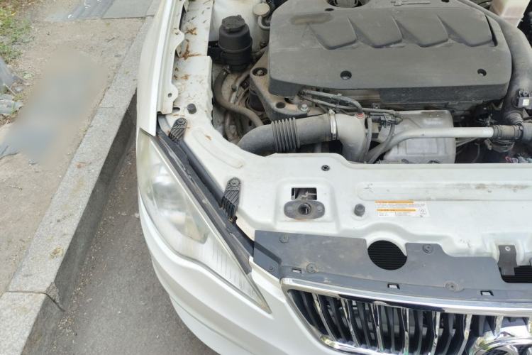 Used BAIC Senova D70 2018 Performance Version 1.8T Comfort Version Engine Bay Right
