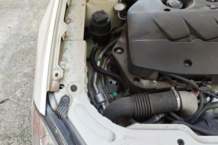 Used BAIC Senova D70 2018 Performance Version 1.8T Comfort Version Engine Bay Right