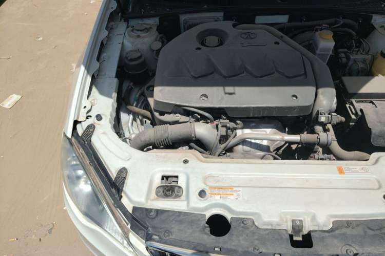 Used BAIC Senova D70 2018 Performance Version 1.8T Comfort Version Engine Bay Right