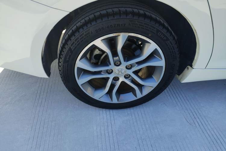 Used BAIC Senova D70 2018 Performance Version 1.8T Comfort Version Exterior 1