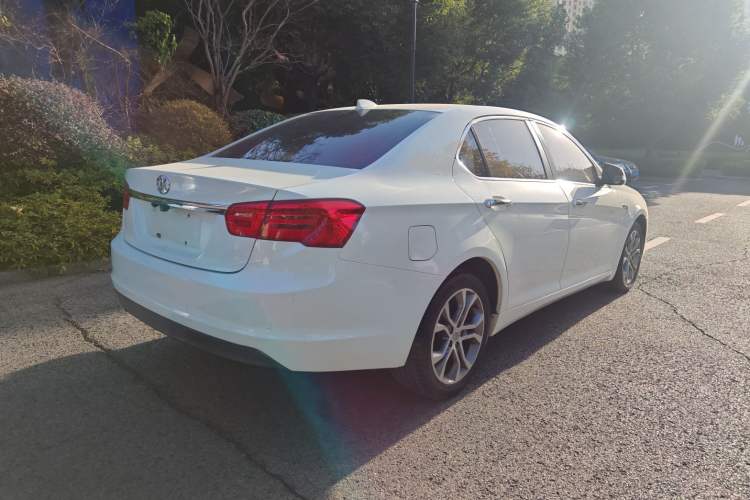 Used BAIC Senova D70 2018 Performance Version 1.8T Comfort Version Exterior 4
