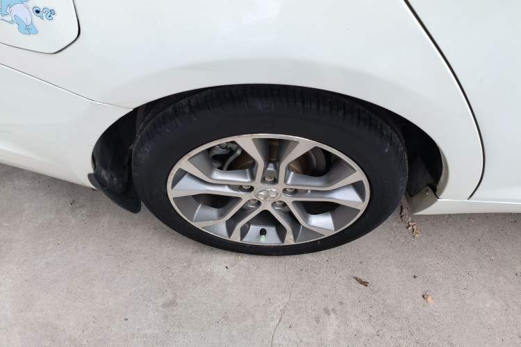 Used BAIC Senova D70 2018 Performance Version 1.8T Comfort Version Exterior 8