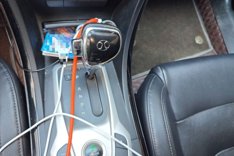 Used BAIC Senova D70 2018 Performance Version 1.8T Comfort Version Gear Lever