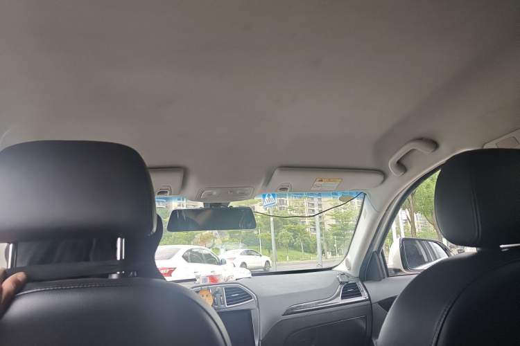 Used BAIC Senova D70 2018 Performance Version 1.8T Comfort Version Headliner