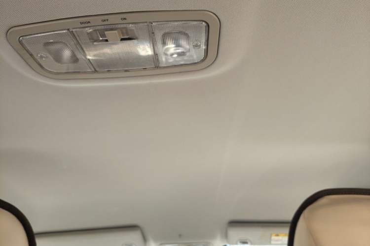 Used BAIC Senova D70 2018 Performance Version 1.8T Comfort Version Headliner