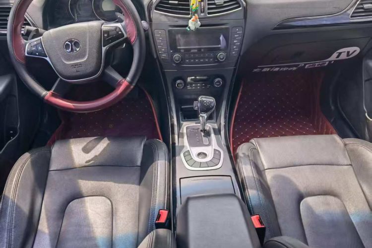 Used BAIC Senova D70 2018 Performance Version 1.8T Comfort Version Interior 1
