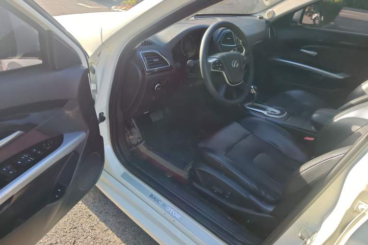 Used BAIC Senova D70 2018 Performance Version 1.8T Comfort Version Interior 1