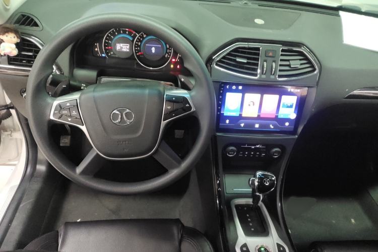 Used BAIC Senova D70 2018 Performance Version 1.8T Comfort Version Interior 2