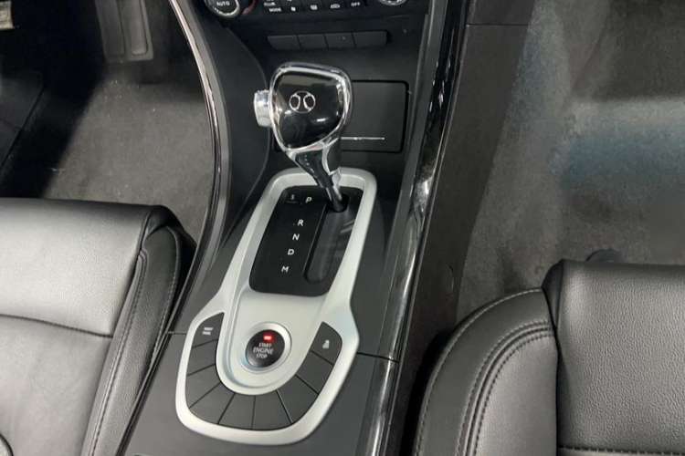 Used BAIC Senova D70 2018 Performance Version 1.8T Comfort Version Interior 3