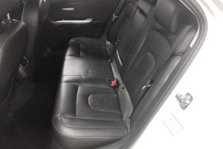 Used BAIC Senova D70 2018 Performance Version 1.8T Comfort Version Interior 4