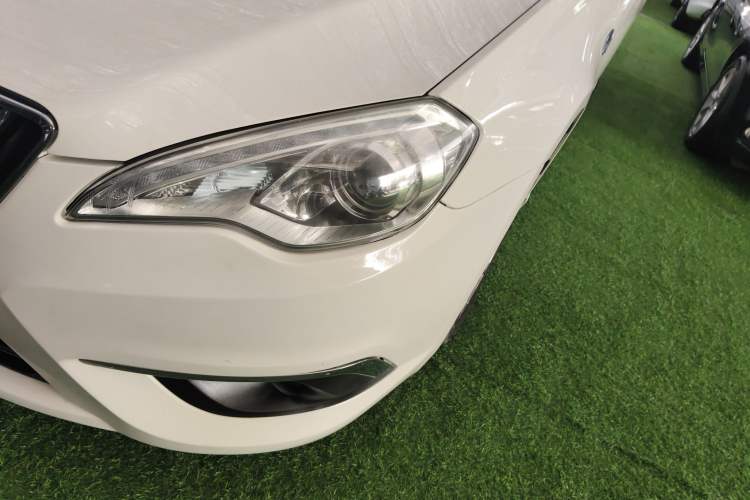 Used BAIC Senova D70 2018 Performance Version 1.8T Comfort Version Left Front Headlight