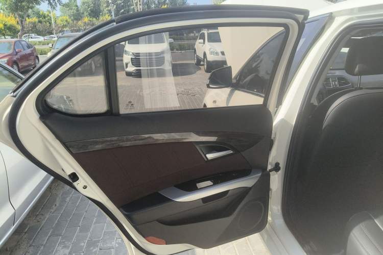 Used BAIC Senova D70 2018 Performance Version 1.8T Comfort Version Left Rear Door Interior
