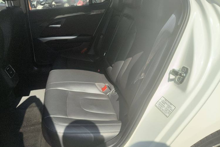 Used BAIC Senova D70 2018 Performance Version 1.8T Comfort Version Left Rear Seat