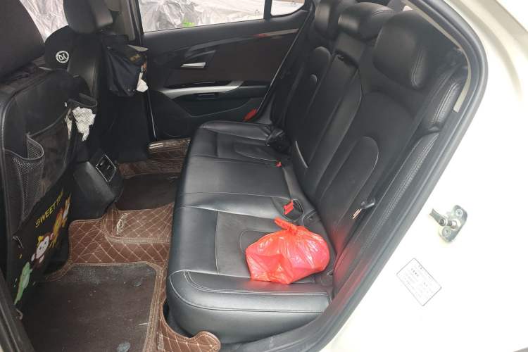 Used BAIC Senova D70 2018 Performance Version 1.8T Comfort Version Left Rear Seat