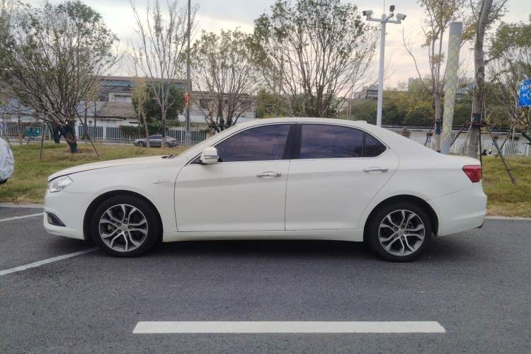 Used BAIC Senova D70 2018 Performance Version 1.8T Comfort Version Left Side