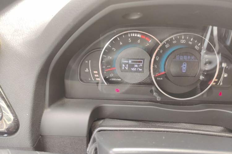 Used BAIC Senova D70 2018 Performance Version 1.8T Comfort Version Odometer Close Up