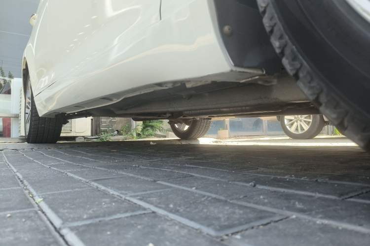 Used BAIC Senova D70 2018 Performance Version 1.8T Comfort Version Right Side Sill
