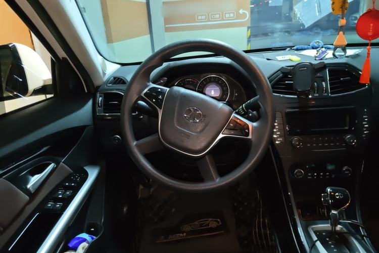 Used BAIC Senova D70 2018 Performance Version 1.8T Comfort Version Steering Wheel