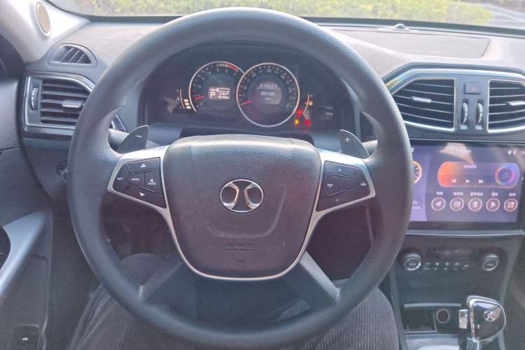 Used BAIC Senova D70 2018 Performance Version 1.8T Comfort Version Steering Wheel