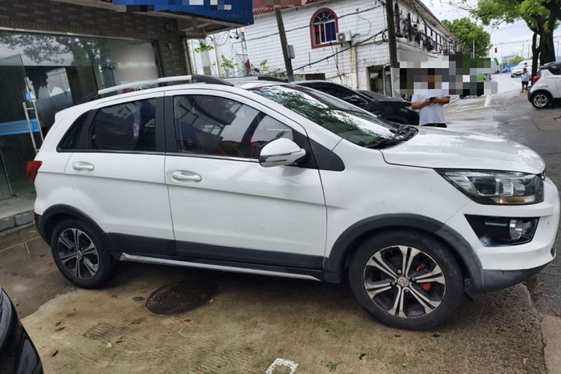 Used BAIC Senova X25 2015 1.5L Automatic Elite Model Exterior 2