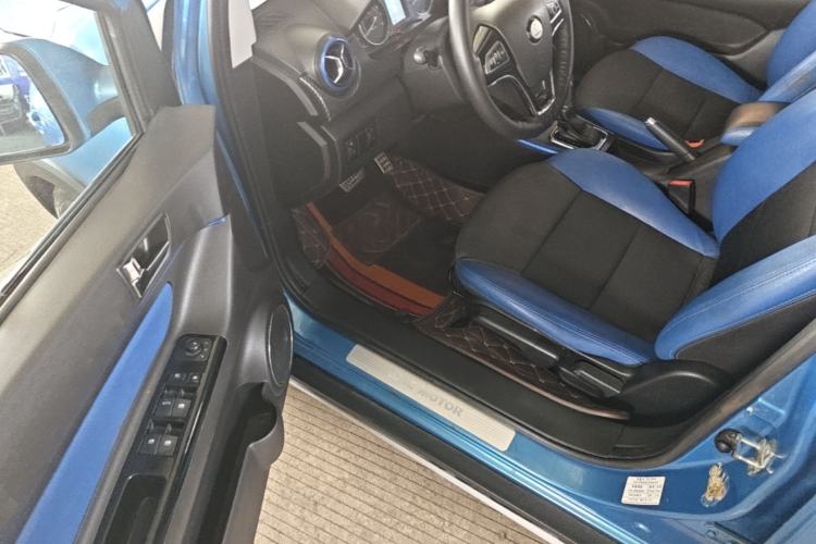 Used BAIC Senova X25 2015 1.5L Automatic Elite Model Driver Seat