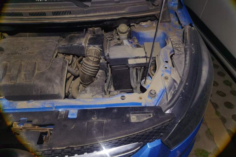 Used BAIC Senova X25 2015 1.5L Manual Elite Edition Engine Bay Left
