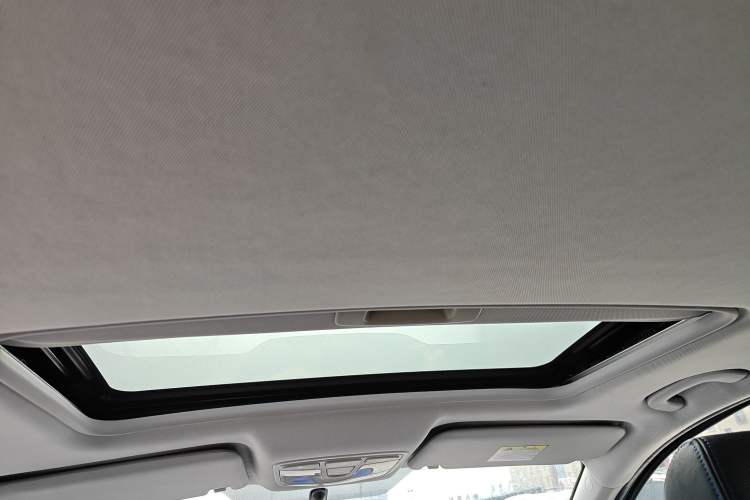 Used BAIC Senova X25 2015 1.5L Manual Elite Edition Headliner