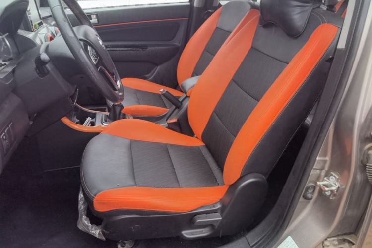 Used BAIC Senova X25 2015 1.5L manual Comfort trim level Left Front Seat