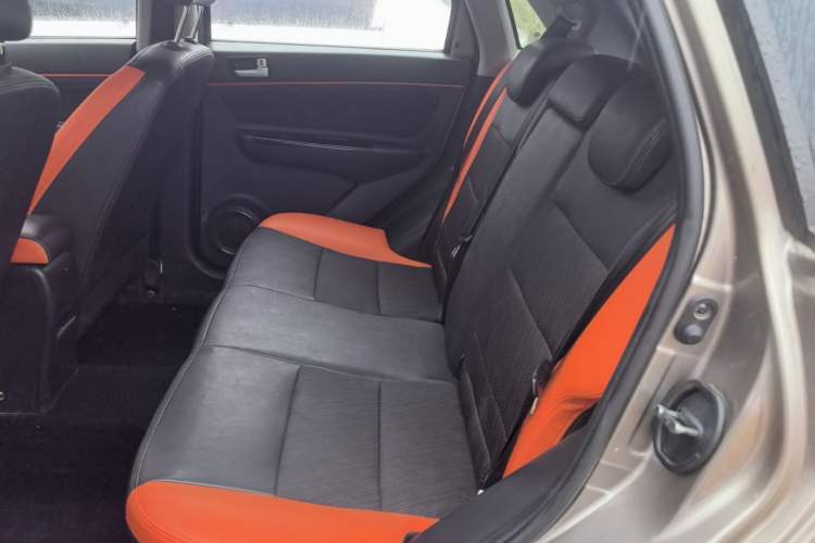 Used BAIC Senova X25 2015 1.5L manual Comfort trim level Left Rear Seat
