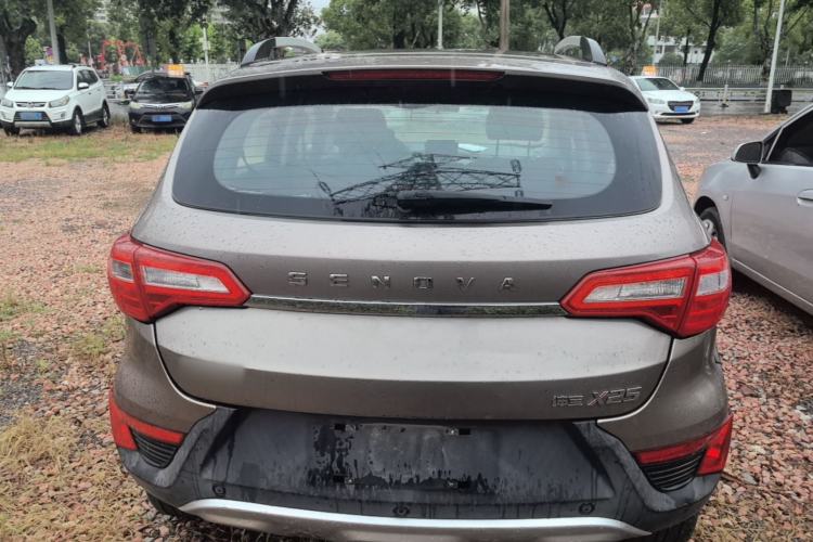 Used BAIC Senova X25 2015 1.5L manual Comfort trim level Rear