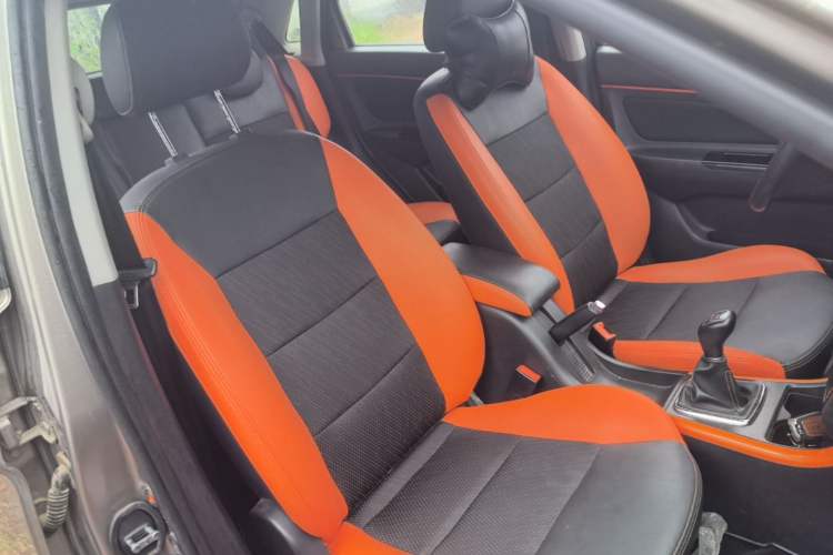 Used BAIC Senova X25 2015 1.5L manual Comfort trim level Right Front Seat