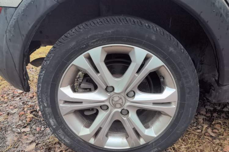 Used BAIC Senova X25 2015 1.5L manual Comfort trim level Right Rear Wheel Hub