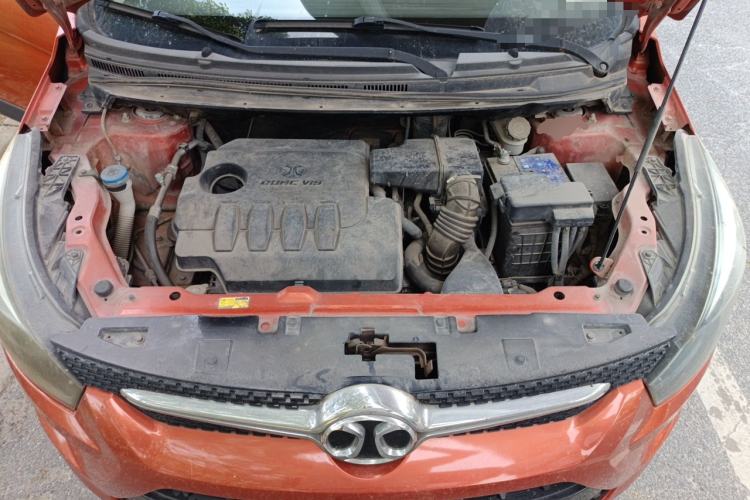 Used BAIC Senova X25 2015 1.5L Manual Elite Edition Engine Bay
