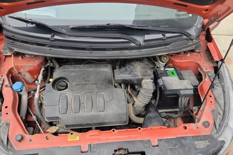 Used BAIC Senova X25 2015 1.5L Manual Elite Edition Engine Bay