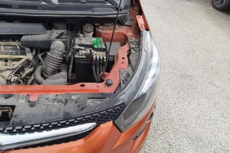 Used BAIC Senova X25 2015 1.5L Manual Elite Edition Engine Bay Left