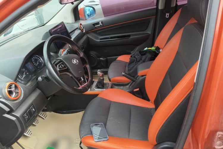 Used BAIC Senova X25 2015 1.5L Manual Elite Edition Left Front Seat