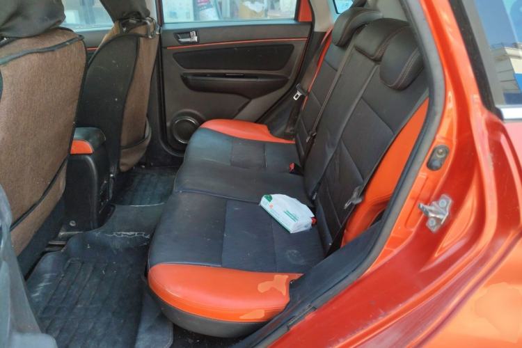 Used BAIC Senova X25 2015 1.5L Manual Elite Edition Left Rear Seat