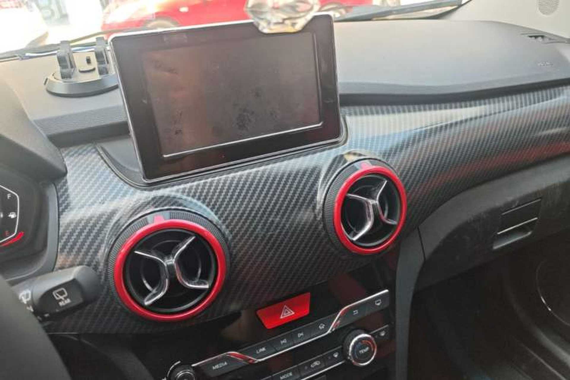 Used BAIC Senova X25 2015 1.5L Automatic Elite Model Audio And AC Panel