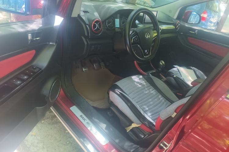Used BAIC Senova X25 2015 1.5L Manual Elite Edition Driver Seat