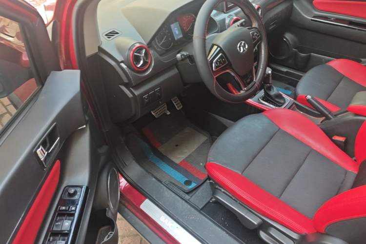 Used BAIC Senova X25 2015 1.5L Automatic Elite Model Driver Seat