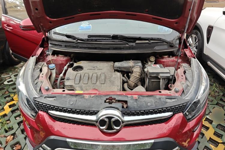 Used BAIC Senova X25 2015 1.5L Manual Elite Edition Engine Bay
