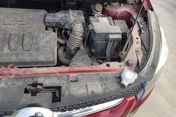 Used BAIC Senova X25 2015 1.5L Automatic Elite Model Engine Bay Left