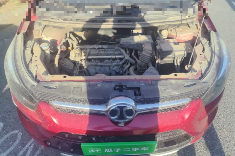 Used BAIC Senova X25 2015 1.5L manual Comfort trim level Engine Bay