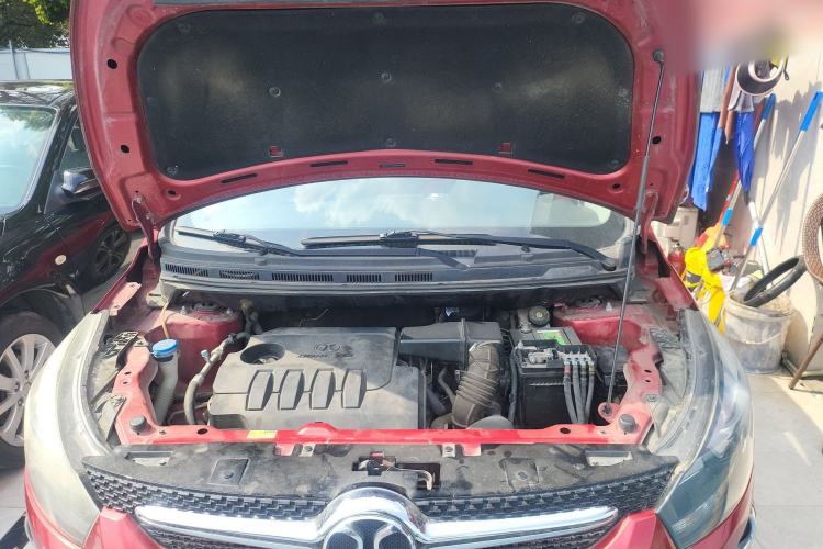 Used BAIC Senova X25 2015 1.5L Manual Elite Edition Engine Bay