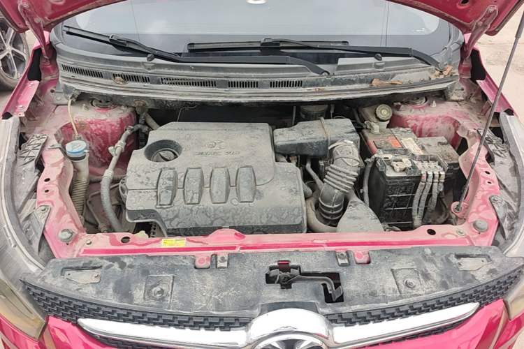 Used BAIC Senova X25 2015 1.5L Manual Elite Edition Engine Bay