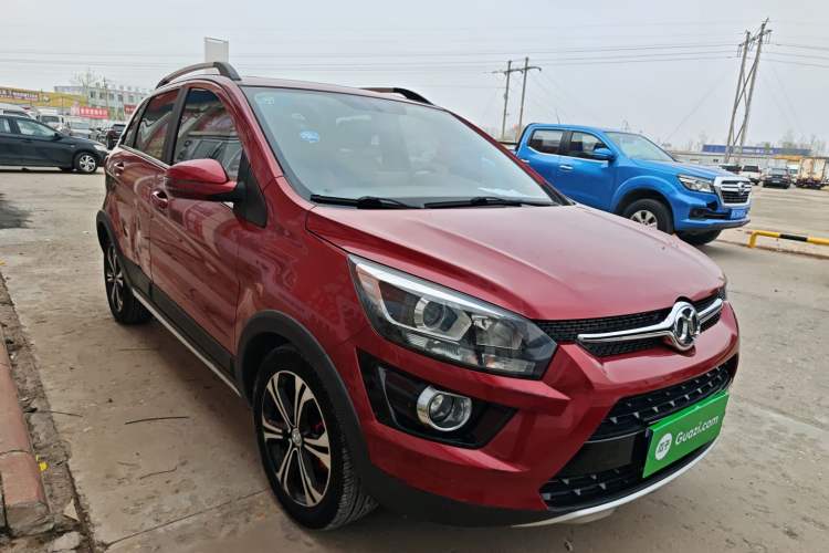 Used BAIC Senova X25 2015 1.5L Manual Elite Edition Exterior 1